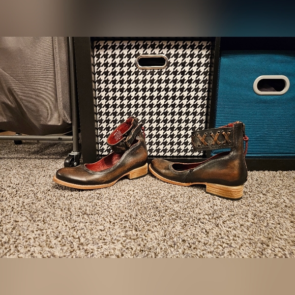 Freebird by Steven - Moana in Black Size 6 - Picture 4 of 6